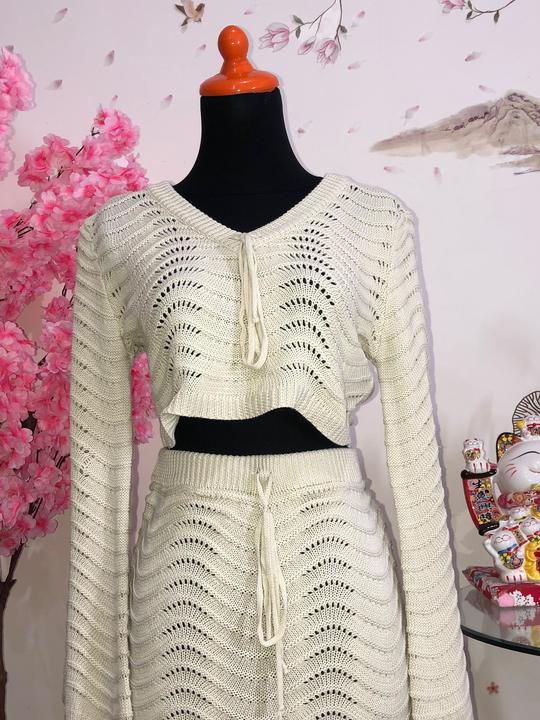 Set rajut motif gelombang (crop + rok) — baju thrift preloved