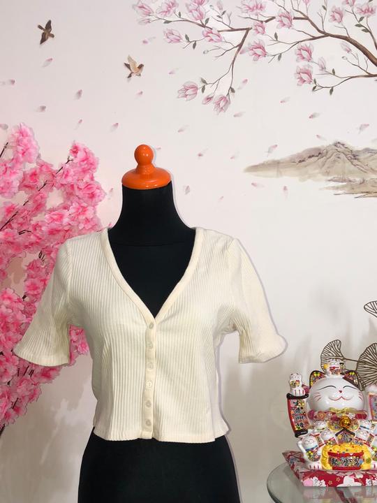 Kardigan rib crop lengan pendek cream — baju thrift preloved